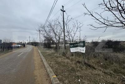 Teren de 2400 mp, în Cârcea