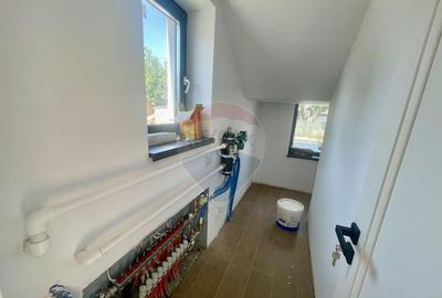 Casa / Vila cu 4 camere de vanzare in zona Nord - 14