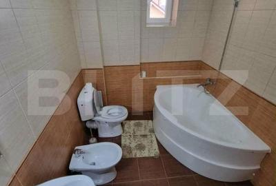 Apartament cu 3 camere decomandat în Calea Moldovei - 13