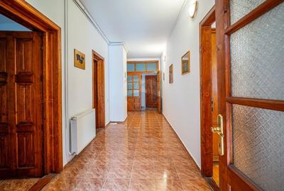 Vila de Vis din Busteni | Priveliste Unica spre Muntii Bucegi! - 15