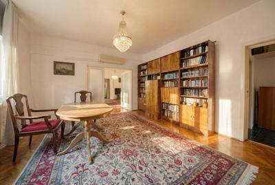 Apartament cu 3 camere semidecomandat, mobilat în Ferdinand