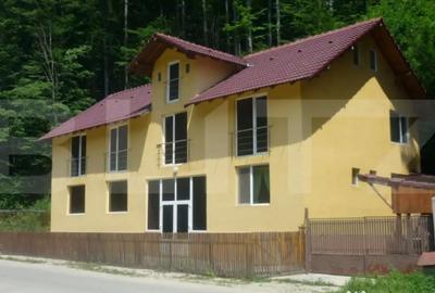 Casă cu 1 camere cu Teren 840 Mp în Central - 3