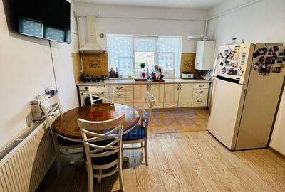 Apartament cu 3 camere decomandat în Bucium - 7