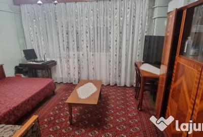 Apartament cu 4 camere decomandat în Central - 2