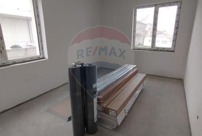 Comision 0 | Apartament cu 2 camere de vanzare semifinisat | Bloc 2025 - 4