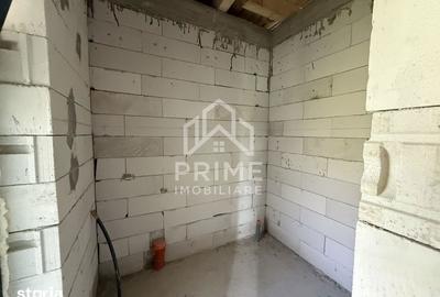 Casă cu 4 camere cu Teren 451 Mp în Teiu - 8