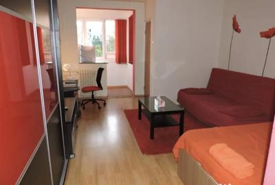 Garsonieră semidecomandată în Titan - 2