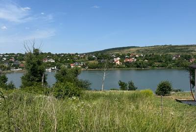 950 mp , pe malul lacului Dorobant / Sorogari - 1