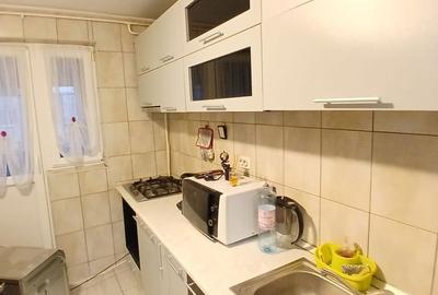 Apartament cu 3 camere în Rahova - 4