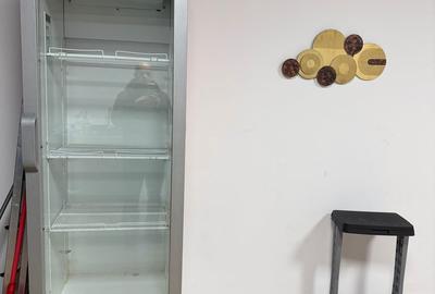 Spațiu comercial, de 200 mp, în Central - 2