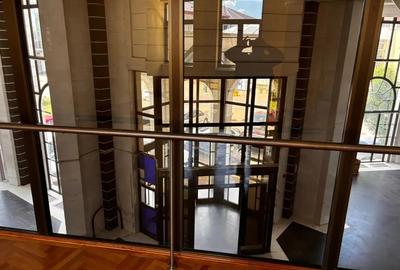 Spațiu comercial, de 1,800 mp, în Ultracentral - 2