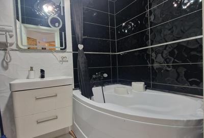 Mamaia Nord - 2 camere, mobilat-utilat, parcare , termen lung-500euro - 8