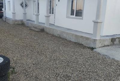 Casă cu Teren 300 Mp în Central - 4