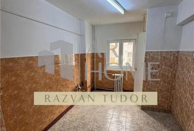Apartament 3 camere , Pta Mihai Viteazul , zona centrala, Pl - 2