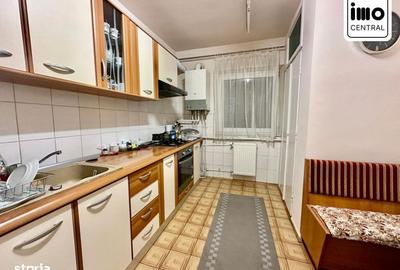 Apartament cu 3 camere decomandat în Zorilor - 2