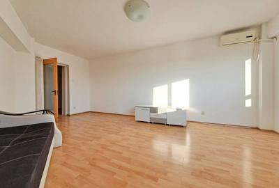 13 SEPTEMBRIE | DR. SARII | c-tie 2000 - 2