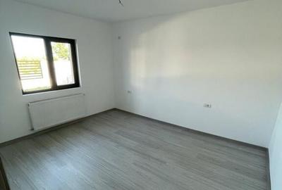 Casă cu 3 camere cu Teren 370 Mp în Nord - 8