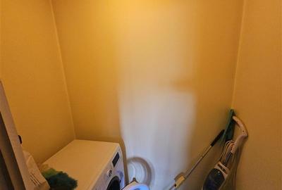 Apartament cu 2 camere semidecomandat, mobilat în Micro I - 10