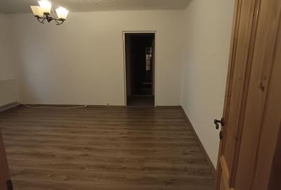 Apartament cu 2 camere semidecomandat în Central - 13