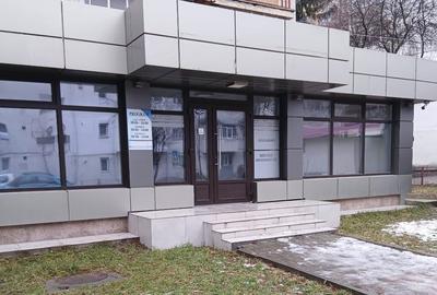 Spațiu comercial, de 100 mp, în Central - 1
