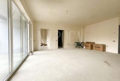 Apartament cu 3 camere semidecomandat în Central - 2