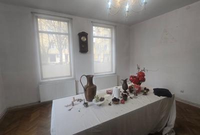 Casă cu 4 camere cu Canalizare în Calea Călărașilor - 6