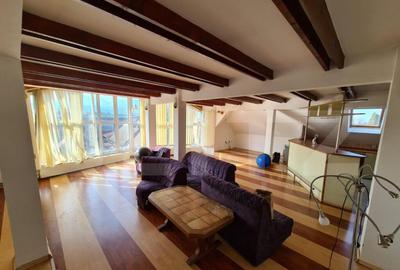 Casă cu 7 camere cu Teren 756 Mp în Central - 11