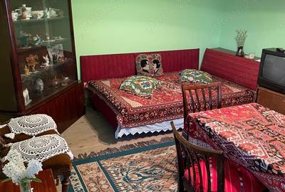 Casă cu 4 camere cu Teren 1150 Mp în Podari - 1