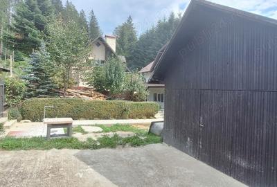 Casă cu 8 camere cu Teren 540 Mp în Poiana Țapului - 2