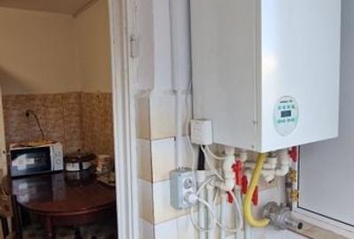 Doua camere decomandate, etajul 1. - 7