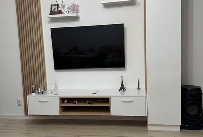 Apartament cu 3 camere decomandat în Frații Golești - 2