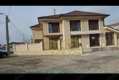 Casă cu 6 camere cu Teren 500 Mp în Calea Aradului - 1