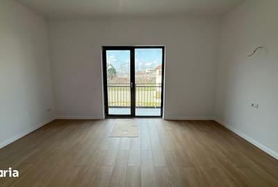 Casă cu 4 camere cu Teren 300 Mp în Girocului - 9