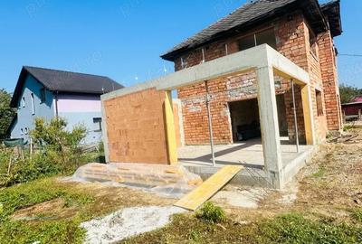 Casă în Ocoliș - 4