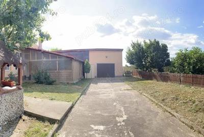 Casă cu 3 camere cu Teren 2877 Mp în Dolaț - 6