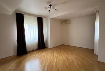 Casă individuală cu 4 camere cu Canalizare în Nord - 1