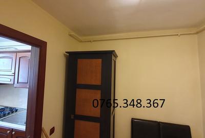 Apartament semidecomandat în Ghencea - 10