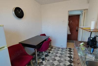 Apartament cu 3 camere semidecomandat în Dacia - 5