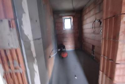 CASA INDIVIDUALA , 3 CAMERE, BECI,  PLACA DE BETON PESTE ETAJ , TOMESTI - 17