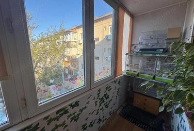 Apartament cu 3 camere decomandat, mobilat în Soarelui