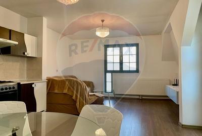 Apartament cu 3 camere decomandat în Central - 9