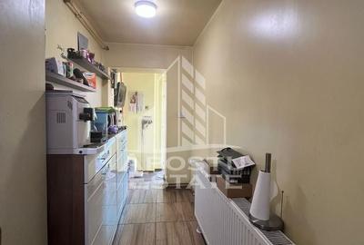 Casa cu 4 camere si teren de 2698 mp in zona Freidorf, Comision 0 - 4