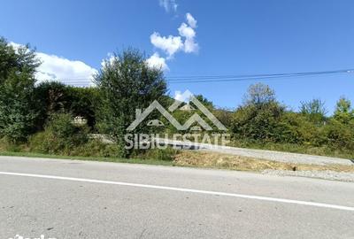 Teren de 2402 mp, în Central - 12