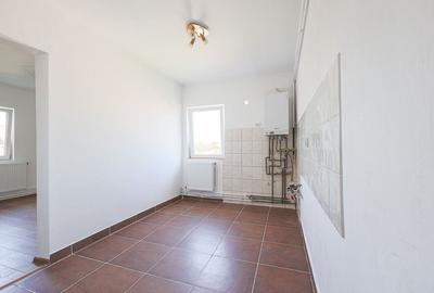 PRET NOU! Apartament 1 camera - renovat - Parneava, Arad - COMISION 0 - 3