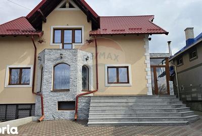 Casă cu 6 camere cu Teren 1000 Mp în Șcheia - 20