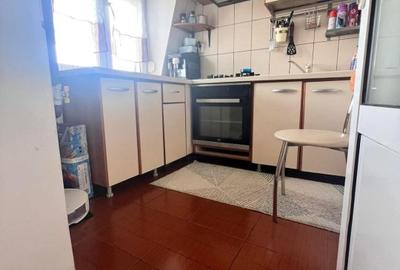 Apartament 4 camere decomandat cu scara interioara, Zona Sarari - 6