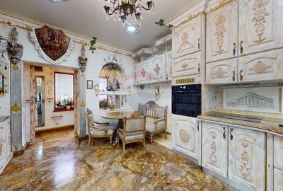 Apartament 3 camere deosebit cu design aristocratic | Central | Curte