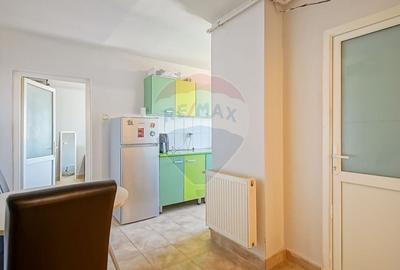 Apartament cu 3 camere decomandat, mobilat în Bartolomeu - 2