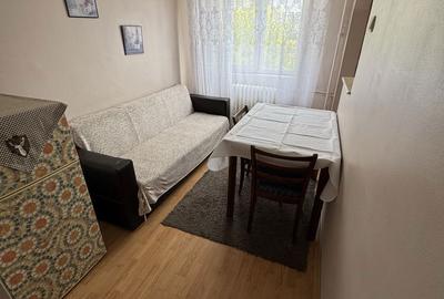 Apartament cu 3 camere semidecomandat în Central - 3