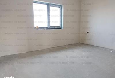 Casă cu 4 camere cu Teren 500 Mp în Central - 3